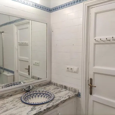 Apartamento Jacaranda Apartment *